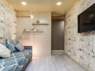 2-комн. квартира, 42 м², 1/5 этаж