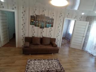 2-комн. квартира, 58 м², 3/5 этаж