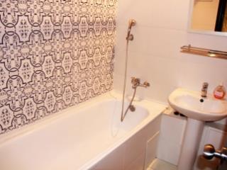 2-комн. квартира, 55 м², 4/5 этаж