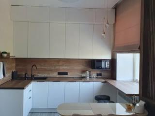 2-комн. квартира, 76 м², 3/7 этаж