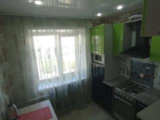 2-комн. квартира, 58 м², 3/5 этаж