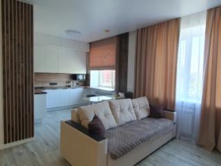 2-комн. квартира, 76 м², 3/7 этаж