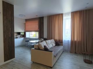 2-комн. квартира, 76 м², 3/7 этаж