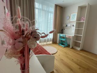 2-комн. квартира, 82 м², 9/15 этаж
