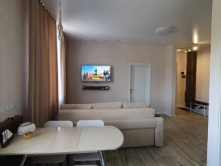 2-комн. квартира, 76 м², 3/7 этаж