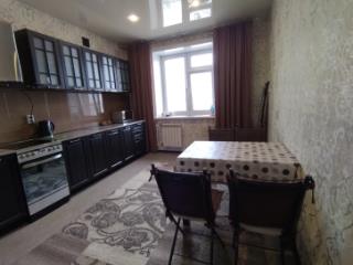 2-комн. квартира, 70 м², 8/14 этаж