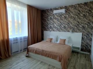 2-комн. квартира, 76 м², 3/7 этаж