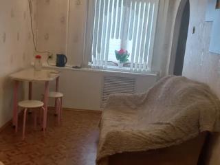 2-комн. квартира, 48 м², 3/5 этаж