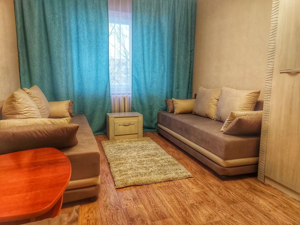 2-комн. квартира, 43 м², 4/5 этаж
