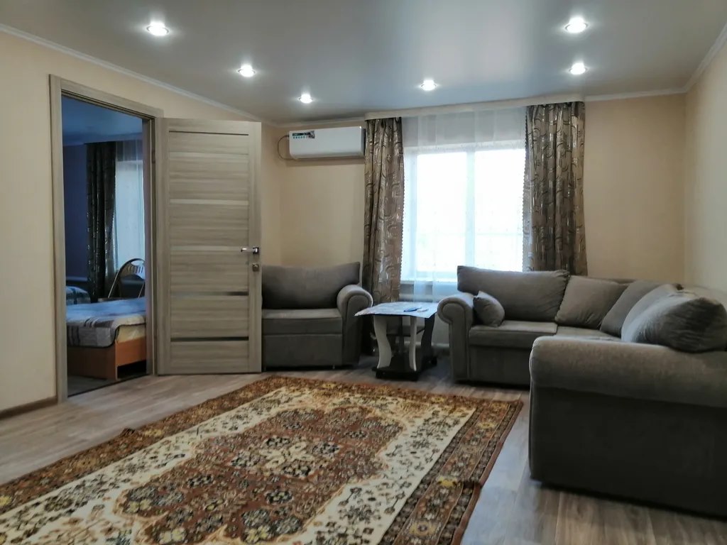 4-комн. квартира, 90 м2, 0/1 этаж