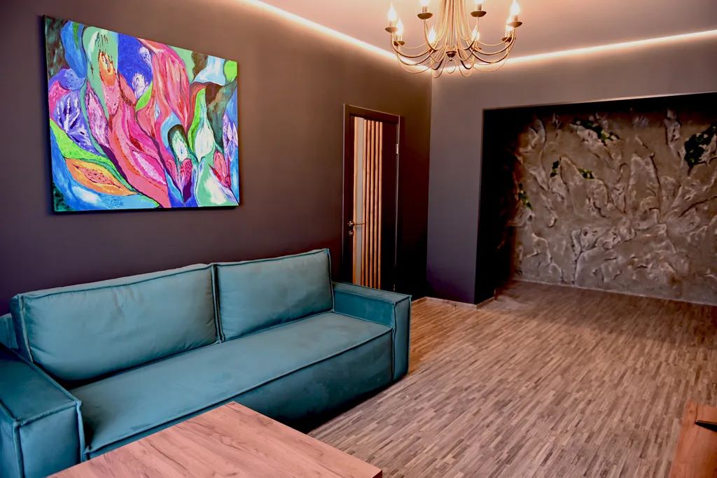 3-комн. квартира, 79 м², 7/7 этаж
