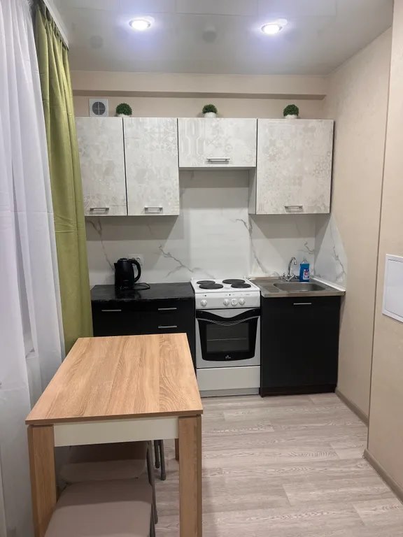 2-комн. квартира, 46 м2, 1/5 этаж