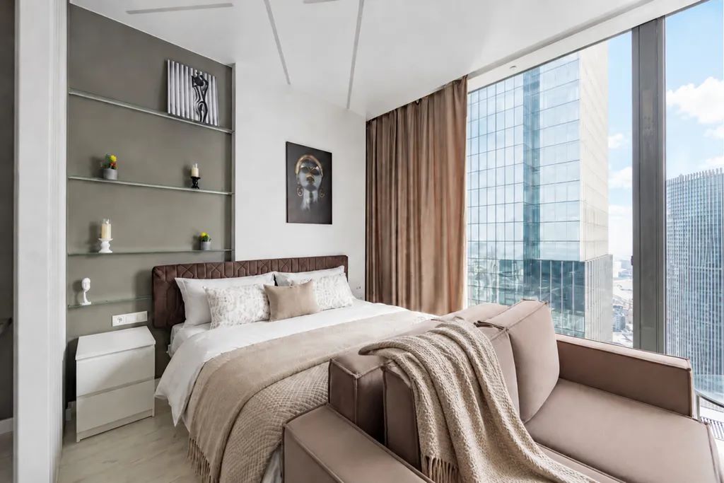 1-комн. квартира, 50 м2, 50/79 этаж