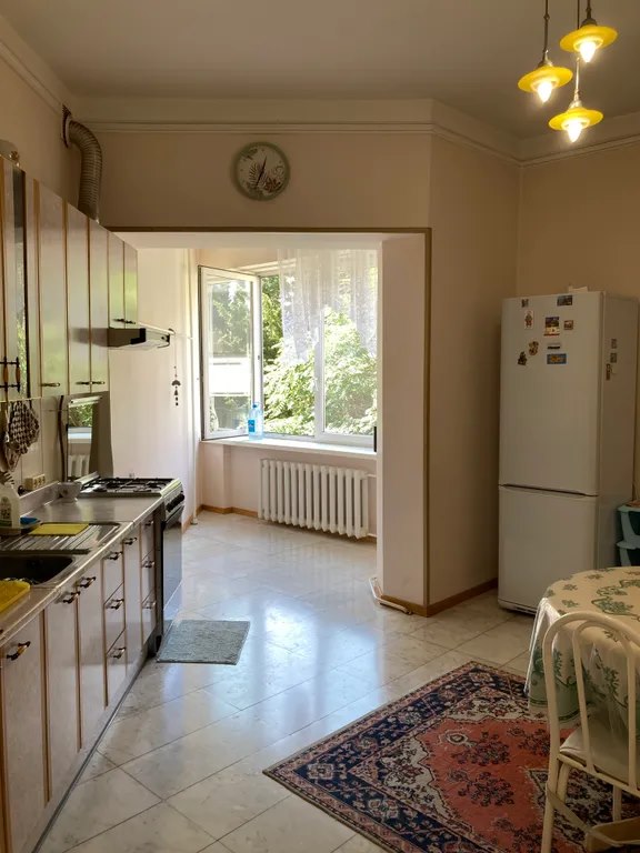 3-комн., 120 м², 2/6 этаж
