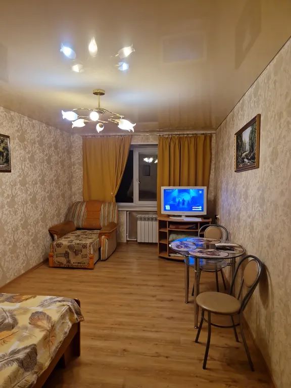 2-комн. квартира, 43 м2, 2/5 этаж