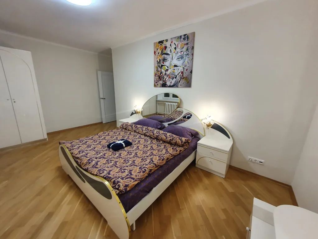 3-комн. квартира, 85 м2, 6/8 этаж