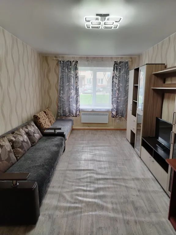 2-комн., 53 м², 1/3 этаж