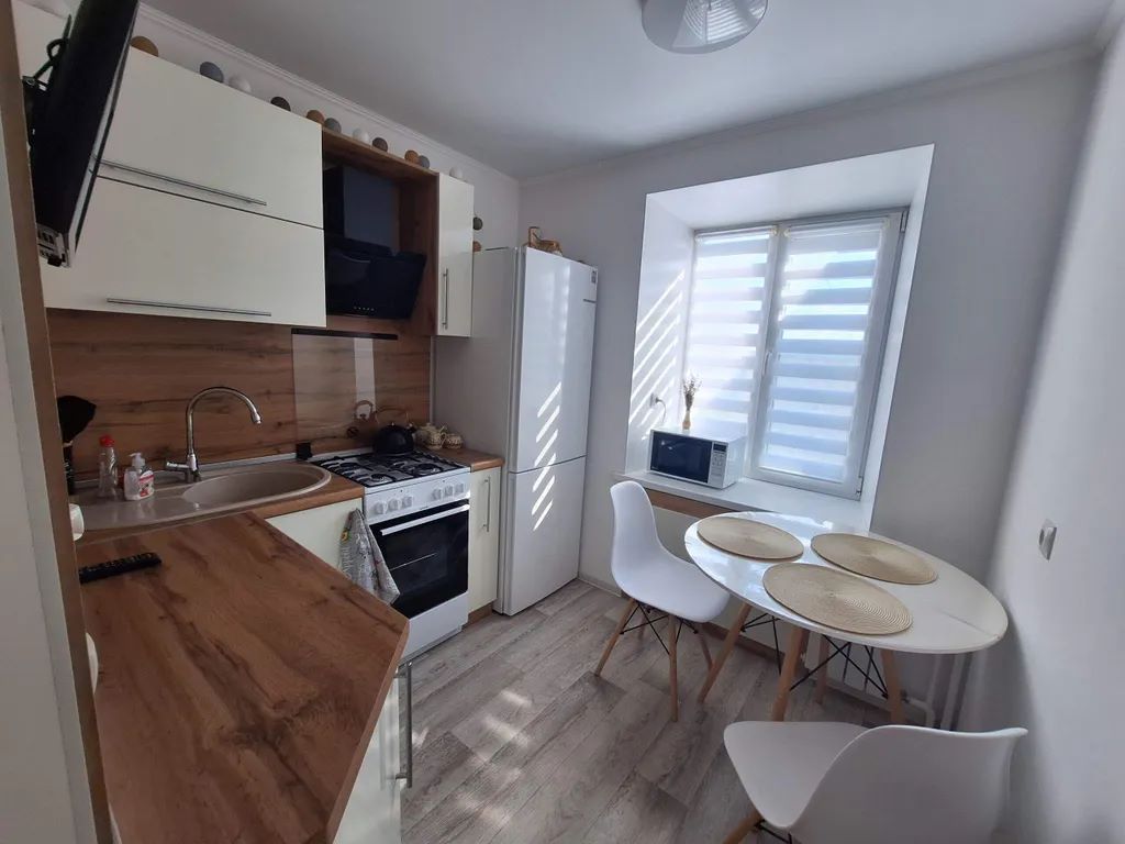 1-комн. квартира, 32 м², 4/4 этаж