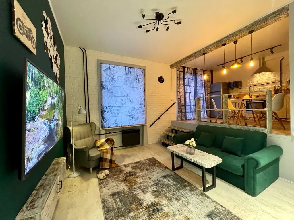 2-комн., 65 м², 2/4 этаж