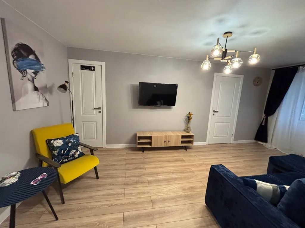 2-комн. квартира, 42 м2, 2/5 этаж