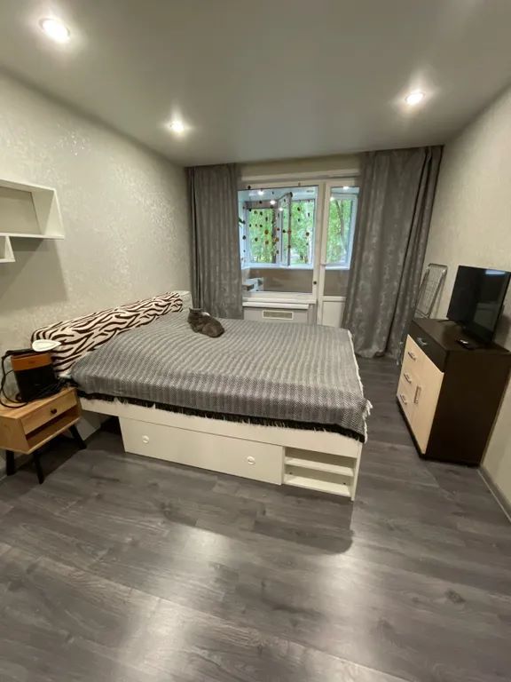 1-комн. квартира, 30 м2, 1/12 этаж