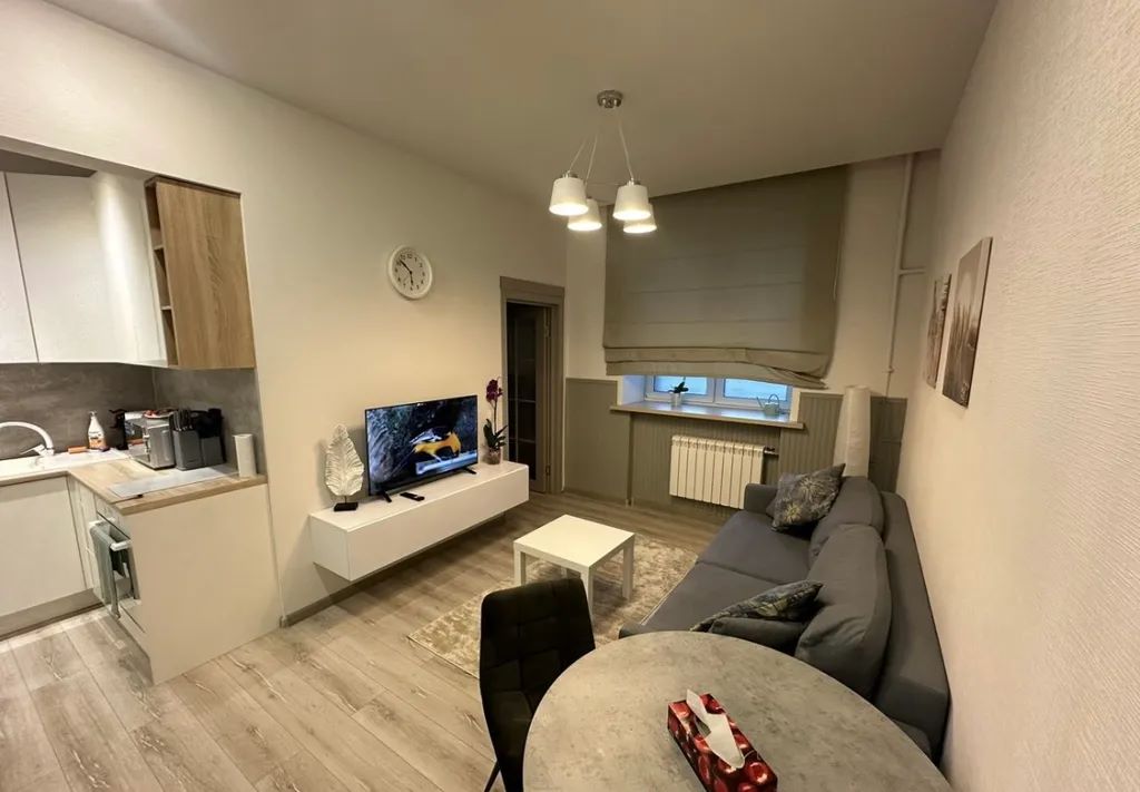 2-комн. квартира, 35 м2, 1/9 этаж