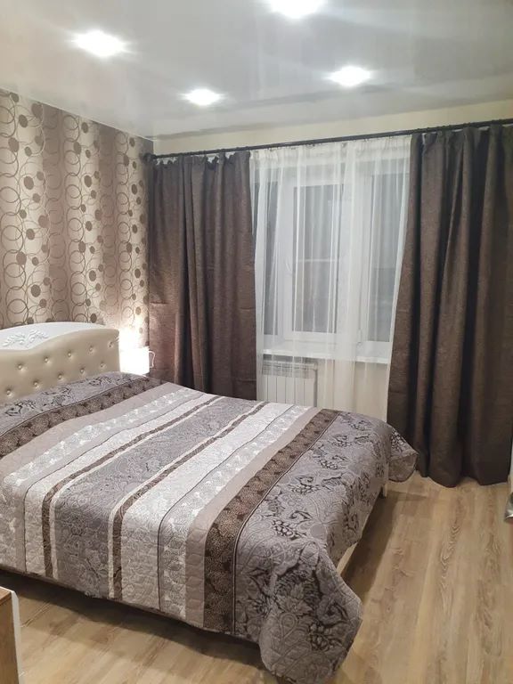 2-комн., 43 м², 1/5 этаж