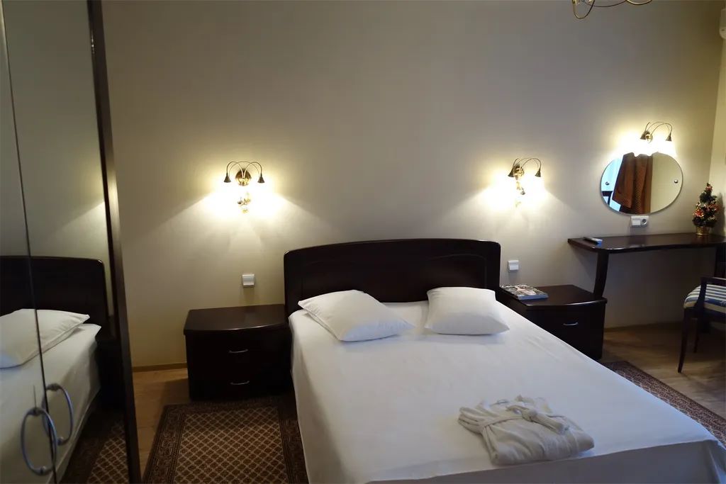 Комната, 55 м², 3-комн.